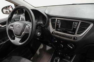 Седан Hyundai Solaris 2020 года, 1499000 рублей, Новокузнецк