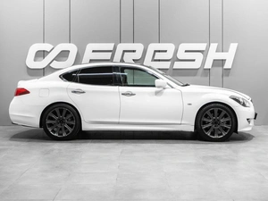 Седан Infiniti M56 2010 года, 1389000 рублей, Тюмень