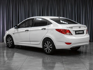 Седан Hyundai Solaris 2011 года, 819000 рублей, Тюмень
