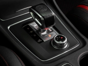 Седан Mercedes-benz CLA-класс AMG 2016 года, 2649000 рублей, Тюмень