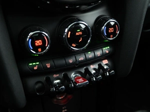 Хетчбэк MINI Cooper S 2021 года, 3419444 рублей, Москва