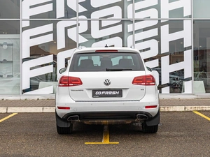 Внедорожник Volkswagen Touareg 2014 года, 2250000 рублей, Краснодар