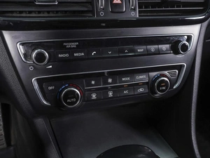 Седан Kia Optima 2017 года, 1949000 рублей, Ростов-на-Дону