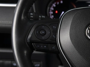 Внедорожник Toyota RAV4 2021 года, 3520000 рублей, Омск