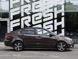 Седан Kia Rio 2015 года, 1004967 рублей, Волгоград