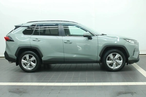 Внедорожник Toyota RAV4 2020 года, 3150000 рублей, Красноярск