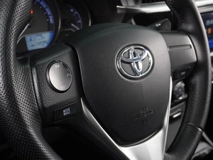 Седан Toyota Corolla 2013 года, 1239000 рублей, Воронеж