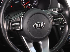 Седан Kia Optima 2018 года, 1824000 рублей, Воронеж