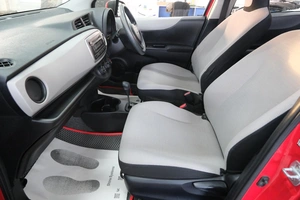 Хетчбэк Toyota Vitz 2011 года, 849000 рублей, Омск