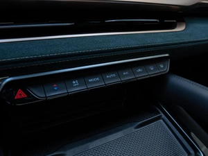 Внедорожник Geely Monjaro 2024 года, 3699000 рублей, Волгоград