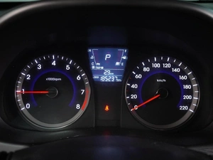 Седан Hyundai Solaris 2012 года, 839000 рублей, Воронеж