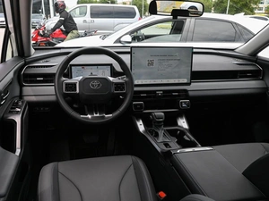Внедорожник Toyota RAV4 2025 года, 4285000 рублей, Волгоград