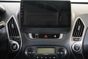 Внедорожник Hyundai ix35 2010 года, 1199000 рублей, Омск