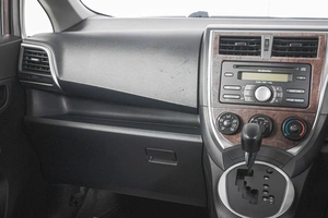 Хетчбэк Subaru Trezia 2012 года, 1049000 рублей, Кемерово