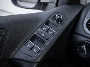 Внедорожник Volkswagen Tiguan 2013 года, 1730000 рублей, Краснодар