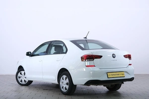 Лифтбек Volkswagen Polo 2021 года, 1699000 рублей, Омск
