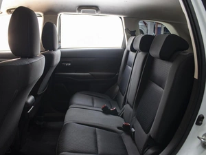 Внедорожник Mitsubishi Outlander 2013 года, 1390000 рублей, Омск