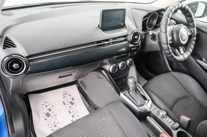 Хетчбэк Mazda Demio 2017 года, 1079000 рублей, Красноярск