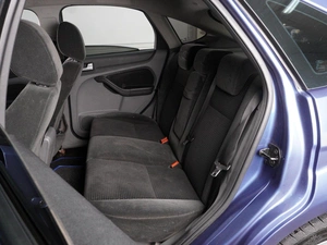 Хетчбэк Ford Focus 2008 года, 470000 рублей, Красный Пахарь