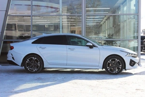 Седан Kia K5 2020 года, 2150000 рублей, Ярославль