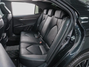 Седан Toyota Camry 2023 года, 4099000 рублей, Сургут