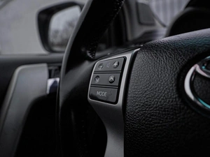 Внедорожник Toyota Land Cruiser Prado 2012 года, 2625000 рублей, Волгоград