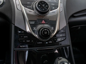 Седан Hyundai Grandeur 2012 года, 1580000 рублей, Краснодар