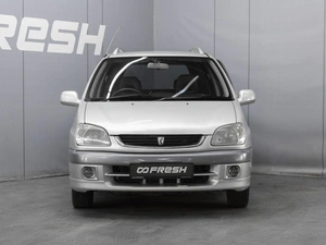 Минивэн Toyota Raum 2001 года, 340000 рублей, Омск