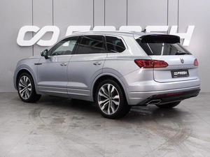 Внедорожник Volkswagen Touareg 2023 года, 9749000 рублей, Воронеж