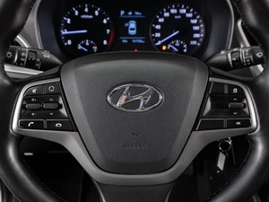 Седан Hyundai Solaris 2017 года, 1280000 рублей, Тюмень