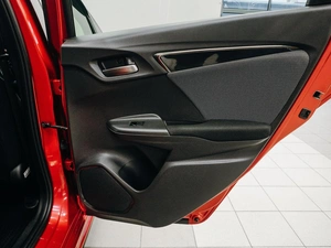Хетчбэк Honda Fit 2017 года, 1079000 рублей, Красноярск