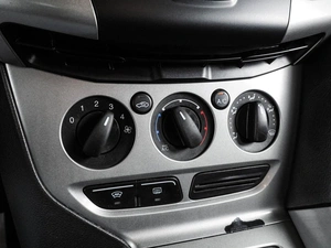 Седан Ford Focus 2013 года, 799000 рублей, Воронеж