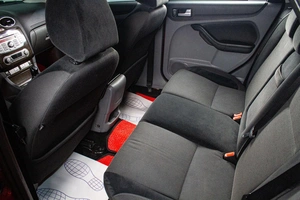 Седан Ford Focus 2008 года, 629000 рублей, Сургут