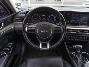 Седан Kia K5 2021 года, 2899000 рублей, Саратов