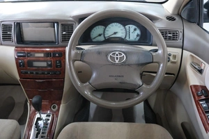 Седан Toyota Corolla 2000 года, 579000 рублей, Омск