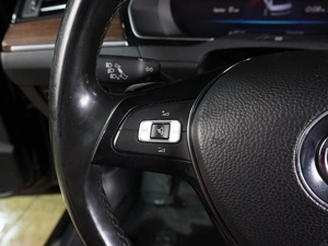 Седан Volkswagen Passat 2017 года, 1799000 рублей, Воронеж