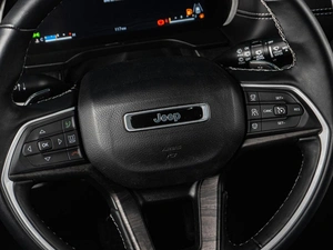 Внедорожник Jeep Grand Cherokee 2022 года, 8399000 рублей, Тюмень