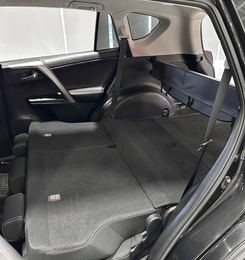 Внедорожник Toyota RAV4 2016 года, 2487000 рублей, Красноярск