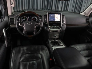 Внедорожник Toyota Land Cruiser 2016 года, 5099000 рублей, Тюмень