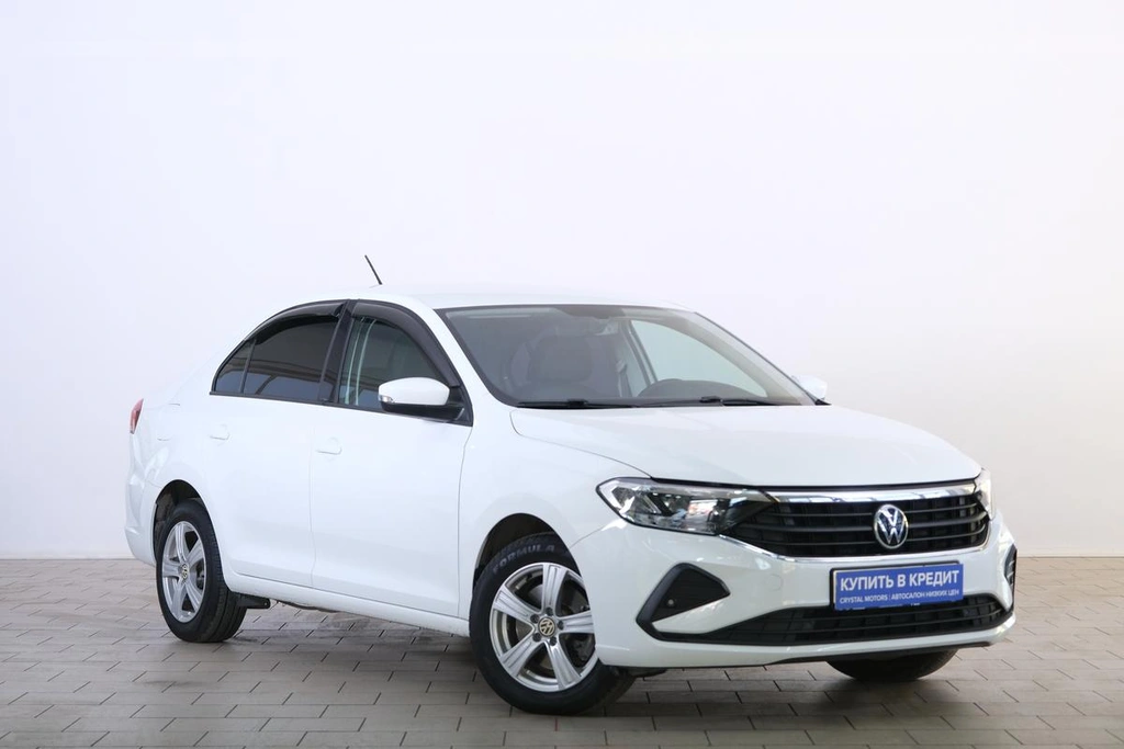 Лифтбек Volkswagen Polo 2020 года, 1699000 рублей, Омск
