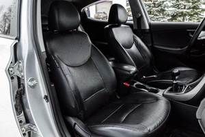 Седан Hyundai Avante 2012 года, 750000 рублей, Ульяновск