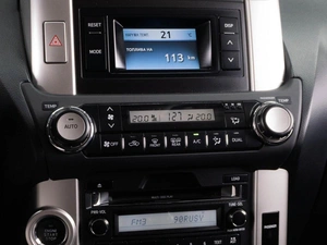 Внедорожник Toyota Land Cruiser Prado 2010 года, 3727000 рублей, Тюмень