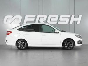 Седан ВАЗ (LADA) Granta 2023 года, 1025000 рублей, Красный Пахарь