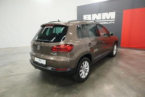 Внедорожник Volkswagen Tiguan 2015 года, 1795000 рублей, Курск