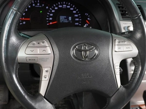 Седан Toyota Camry 2011 года, 1379000 рублей, Воронеж