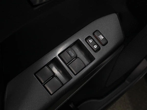 Внедорожник Toyota RAV4 2017 года, 2440000 рублей, Омск