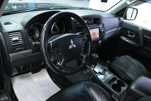 Внедорожник Mitsubishi Pajero 2011 года, 1848000 рублей, Солонцы