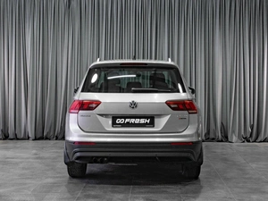 Внедорожник Volkswagen Tiguan 2017 года, 2177070 рублей, Тюмень