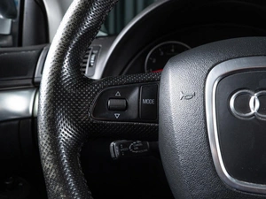 Седан Audi A4 2004 года, 1020000 рублей, Волгоград