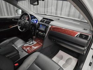 Седан Toyota Camry 2014 года, 1780000 рублей, Красноярск